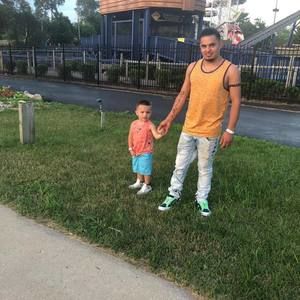 Meet your Posher, Erick